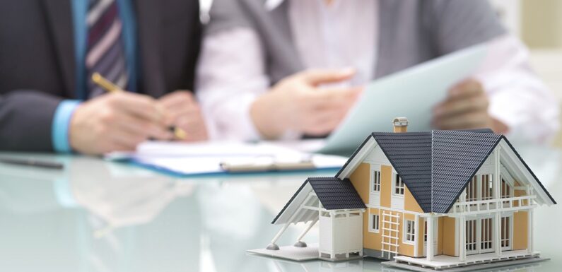 Can an NRI buy property in India?