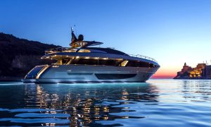 yacht hire dubai